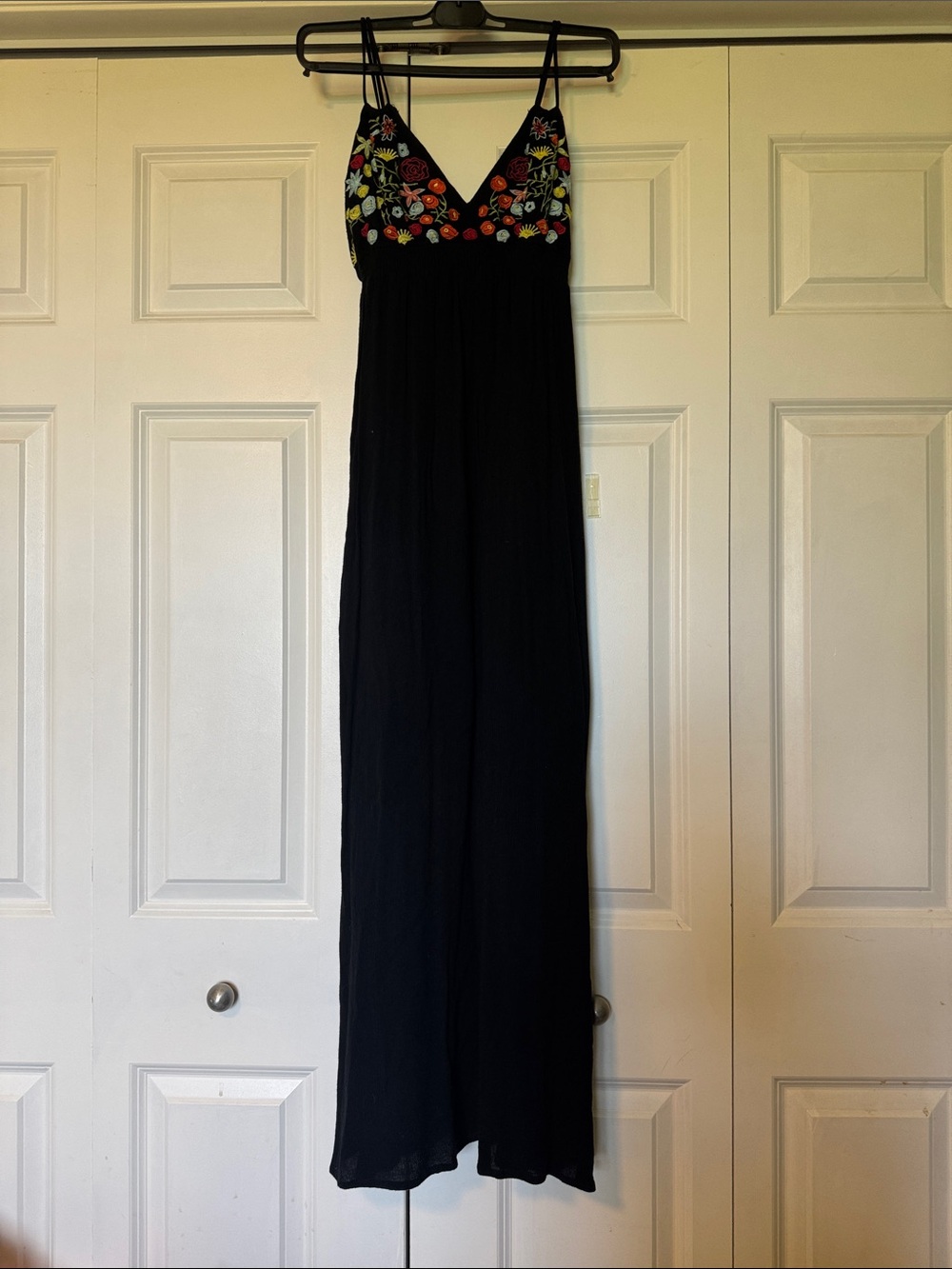 Hayden Los Angeles Maxi Dress Womens Sm Black Floral Embroidered Boho Sleeveless